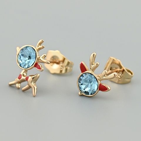 Серьги Оленятко с кристаллами Swarovski 45572 размер 14х10 мм цвет аквамариновый вес 1.7 г позолота 18К 45572Каква фото