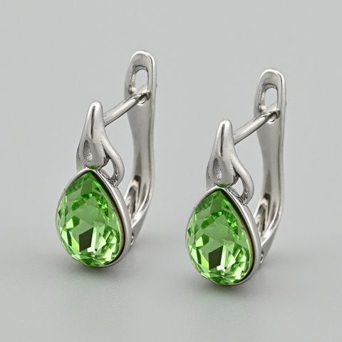 Серьги с кристаллами Swarovski 49191 размер 15х7 мм цвет салатовый вес 2.0 г позолота Белое Золото 49191БЗсалат фото